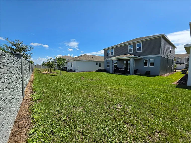 2587 Runners Cir — Photo 29