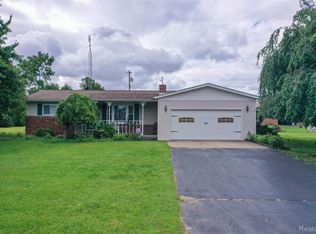 5067 Hemingway Lake Rd, Otter Lake, MI 48464