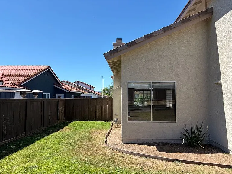 22822 Kuka Cir — Photo 32