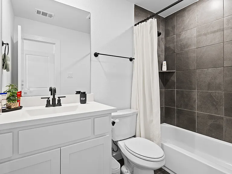 1825 Rough Ridge Trl — Photo 19