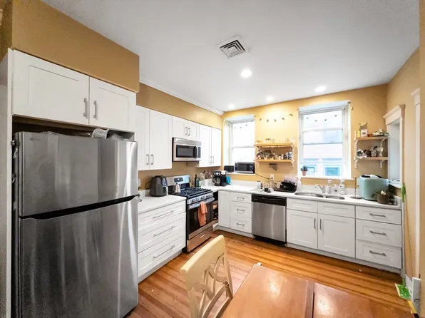 79 Perkins St #2, Jamaica Plain, MA 02130