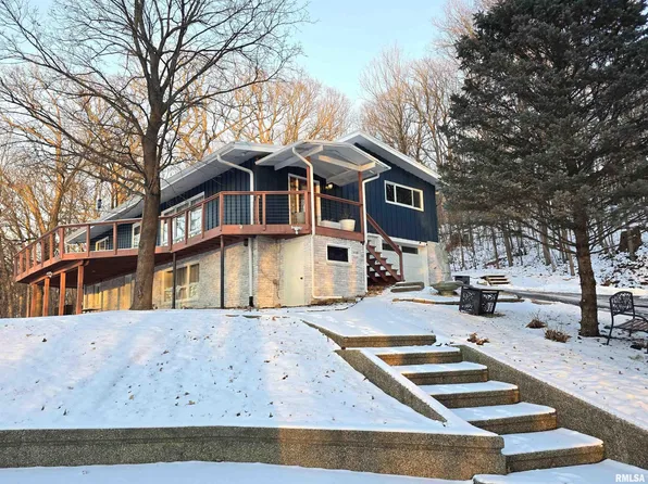 2208 N Main St, East Peoria, IL 61611