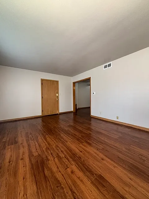 1 bed, 750 sqft, $1,000 — Photo 3