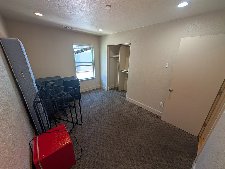 2504 Dana St — Photo 19