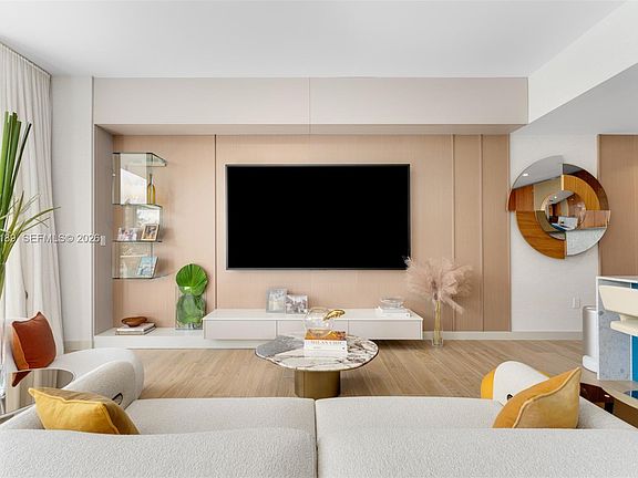 3rd image of 2678 Tigertail Ave APT 302