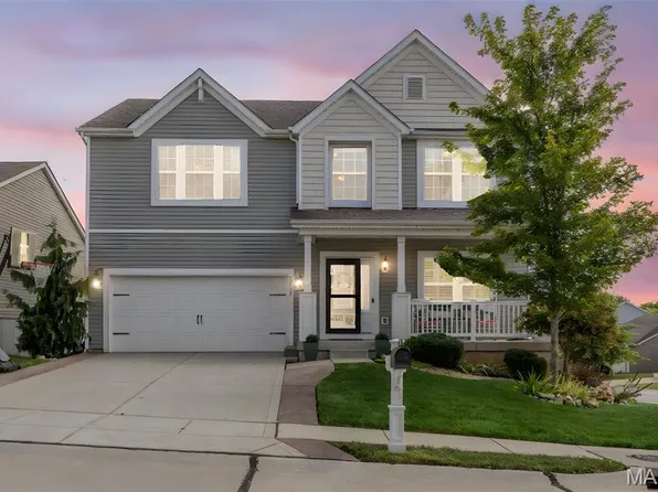 2022 Lynwood Ridge Dr, Lake Saint Louis, MO 63367