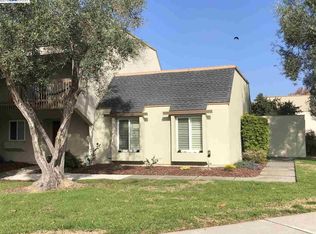 3044 Cerro Vis, Alameda, CA 94502