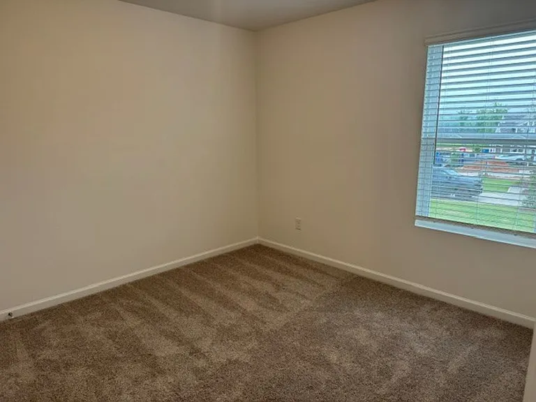 2174 Clifton Rd #E2-208 — Photo 13