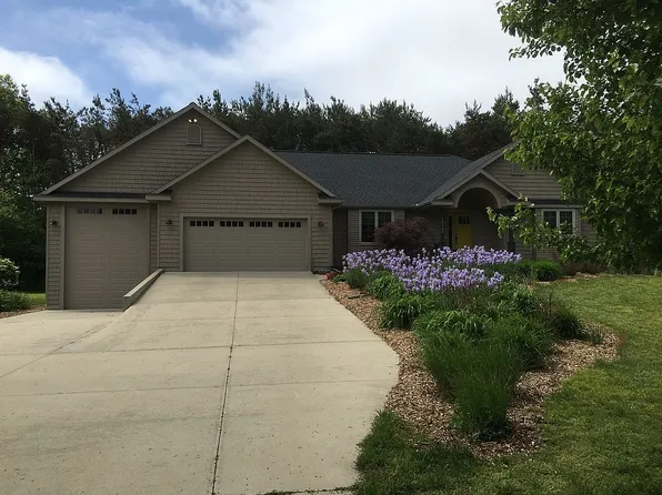 15184 Trillium Way, Holland, MI 49424