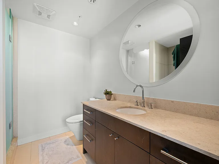 1455 Howe St #1701 — Photo 14