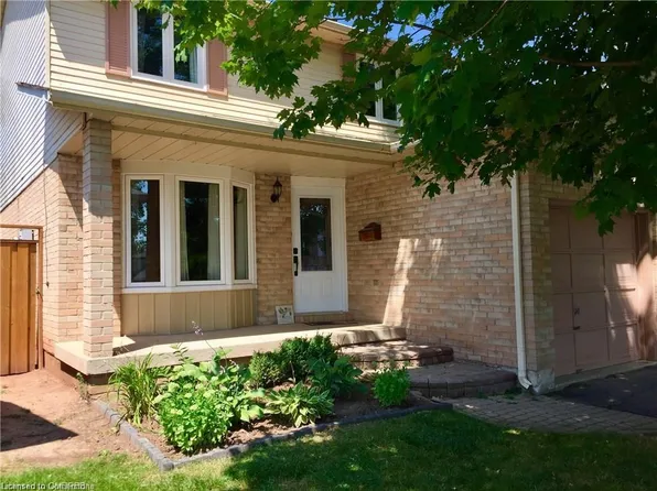 3497 Marion Ct, Burlington, ON L7M 3G1