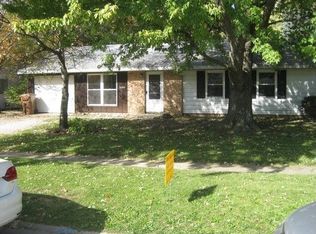 3304 Kimberly Dr, Champaign, IL 61820