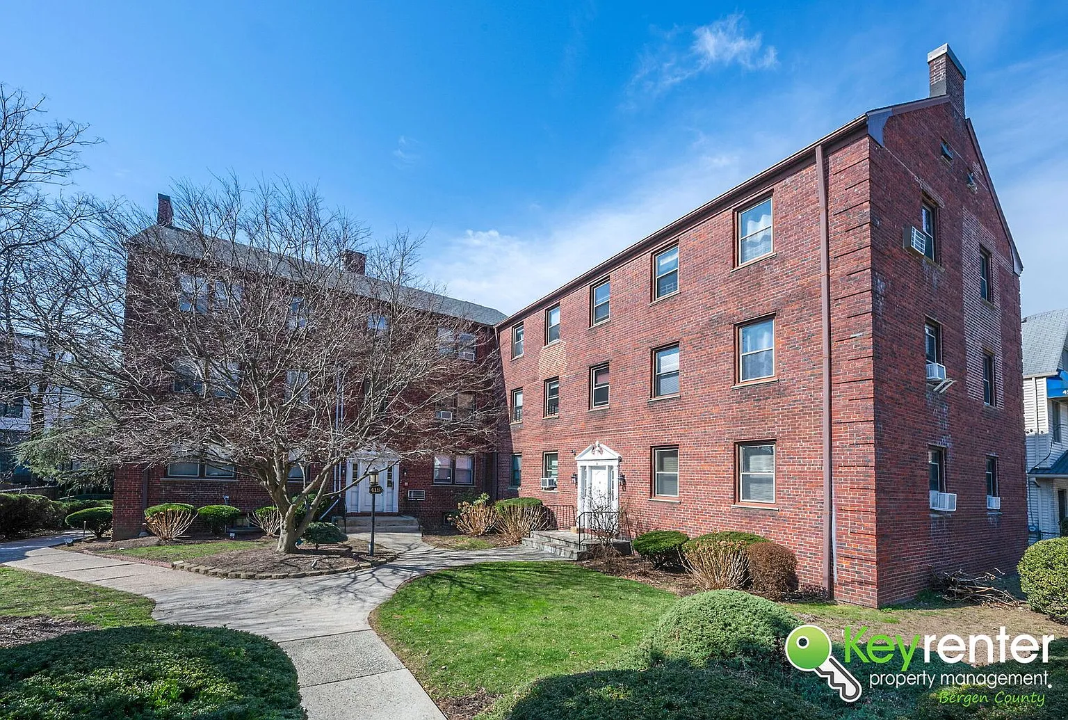418 Main St APT C5 photo 1