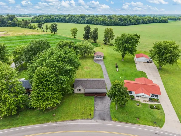 3576 Shawnee Trl, Jamestown, OH 45335