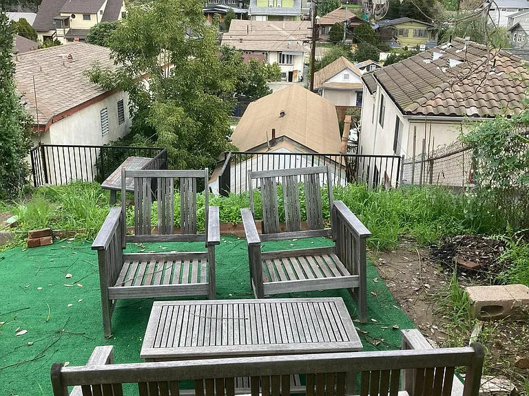 708 Amador St — Photo 20