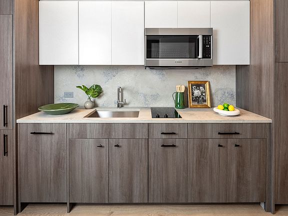 5th image of 55 Suffolk St APT 416
