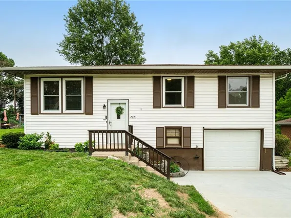 2921 S Ponca Dr, Independence, MO 64057