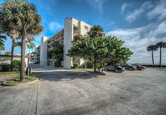 2nd image of 1465 Highway A1a APT 205