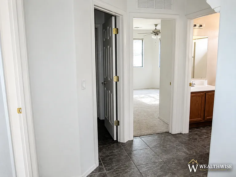 8386 S Lost Mountain Rd — Photo 8