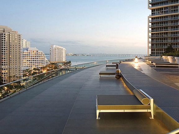 3rd image of 475 Brickell Ave APT 5009