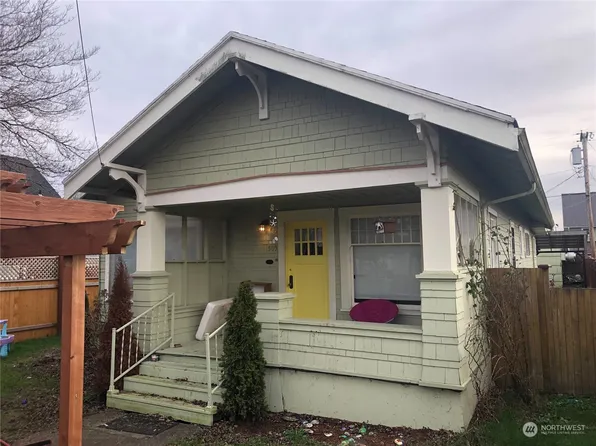 505 W Young Street, Elma, WA 98541