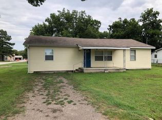 200 E Greenwood St, Hackett, AR 72937