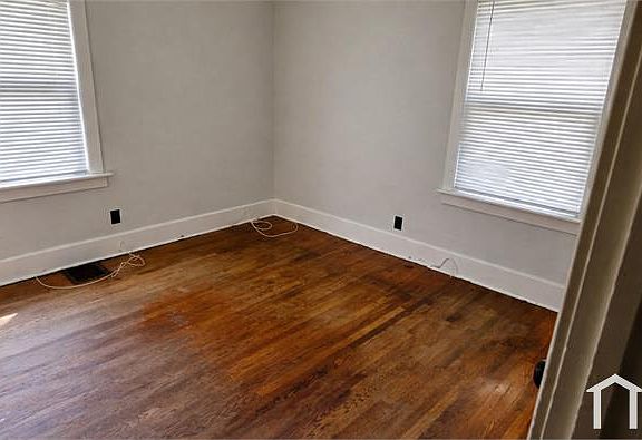 2nd image of 5824 Hodiamont Ave