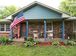 7844 SE Freeway Farms Dr, Holt, MO 64048