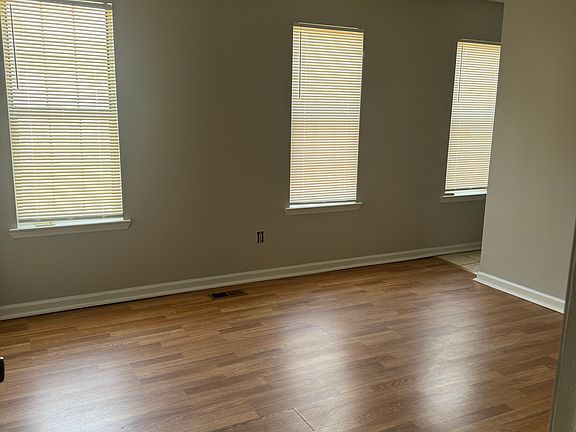 5th image of 1853 Grant Ct