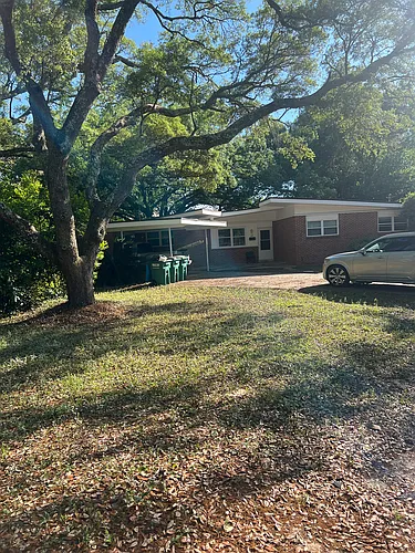 123 Gilmore Dr Photo 1