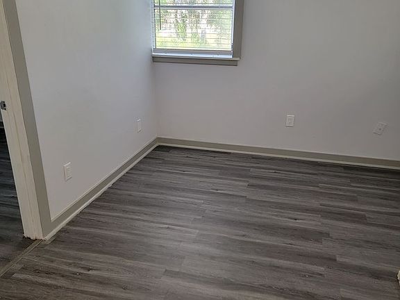 2nd image of 1259 S Elmwood Dr #5