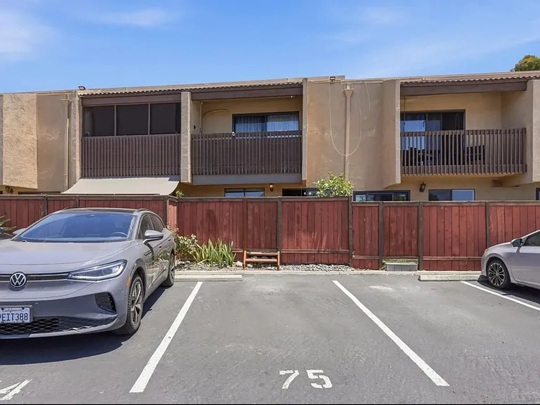 9463 Gold Coast Dr #H5 — Photo 11