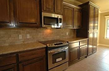 4th image of 4006 Lantern Hill Dr