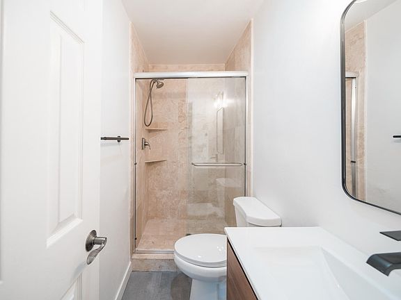 5th image of 2965 Mission Blvd Unit 3E