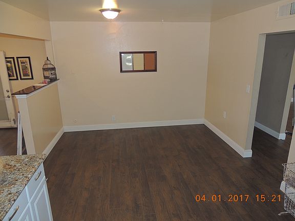 4th image of 4832 E Cambridge Ave