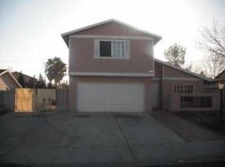 825 Cherry Dr, Henderson, NV 89002