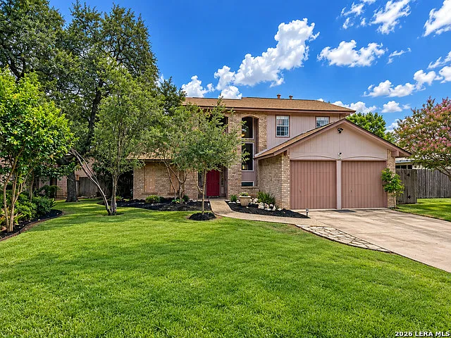 4 bed, 2.0 bath, 1989 sqft, $2,250 — Photo 3
