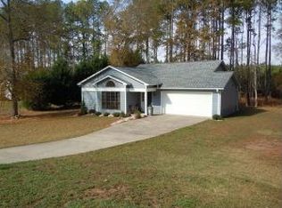 1811 Mayfair Ln, Alexander City, AL 35010