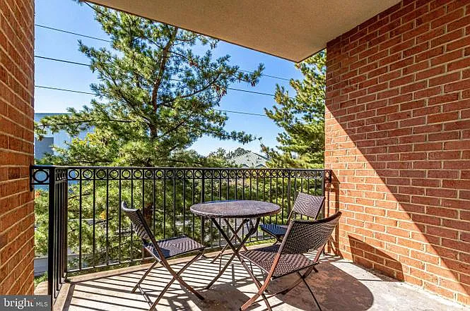 6924 Fairfax Dr #308 — Photo 17