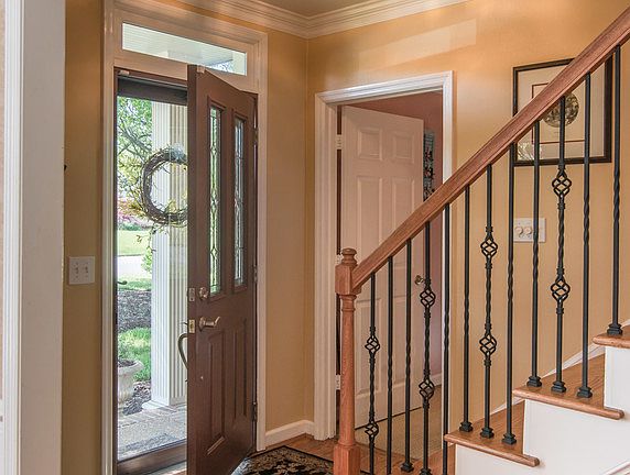 3rd image of 1316 Kinnard Dr