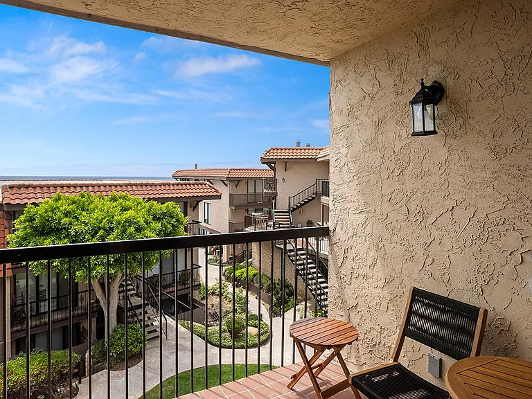 190 Del Mar Shores Ter #73 — Photo 11