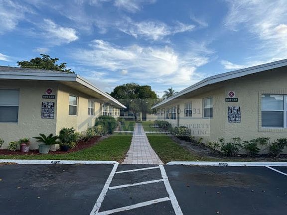 3rd image of 6891-6957 SW 7th St #6955