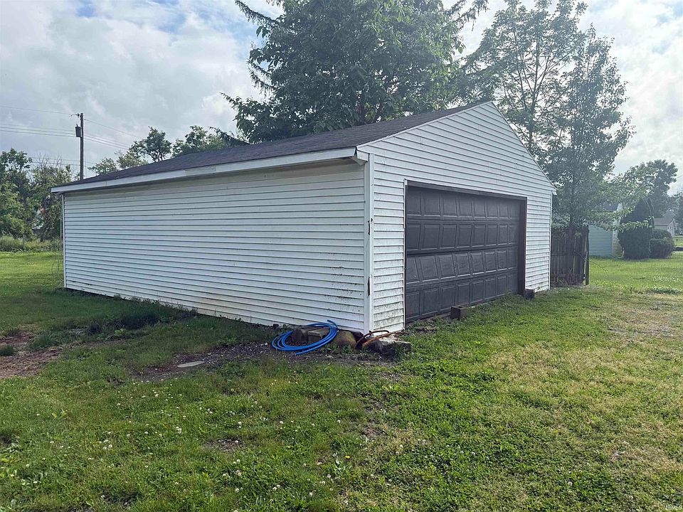 2nd image of 308 E Conger St