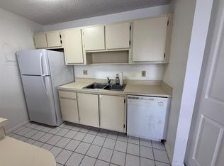 645 Executive Center Dr #R104, West Palm Beach, FL 33401