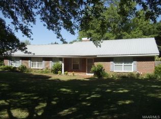 621 Barrett Rd, Selma, AL 36701