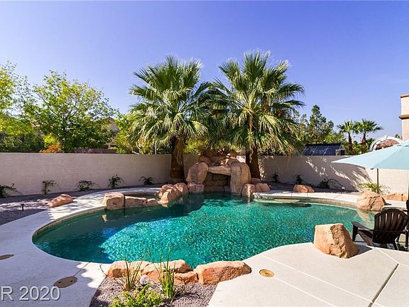2nd image of 5205 Villa Vasari Ave