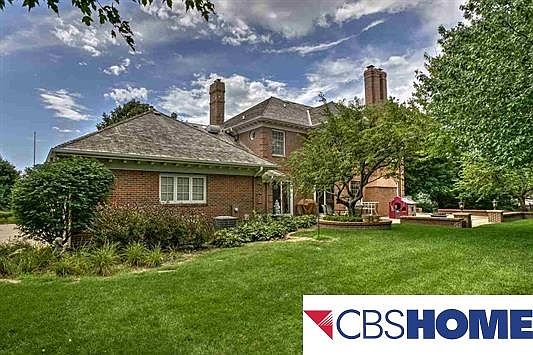 3rd image of 9756 Ascot Dr
