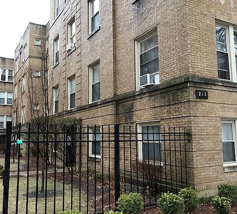 2nd image of 211 Washington Blvd APT 2N