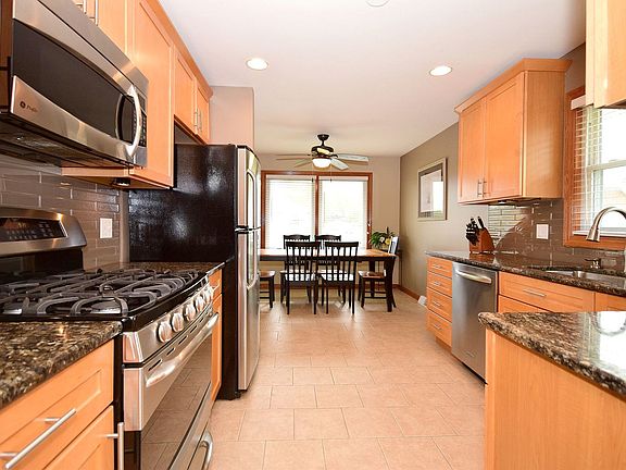 5th image of 2434 Nona St