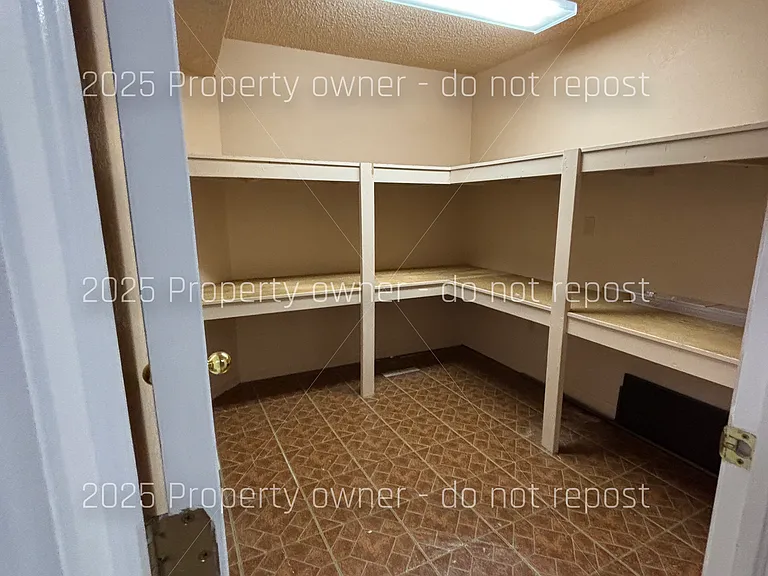 2010 S Xenia Way — Photo 47